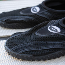 Load image into Gallery viewer, Kids-Youth Watershoes
