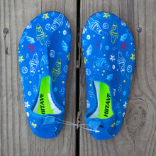 Load image into Gallery viewer, Kids Patterned Watershoes (3 colors)
